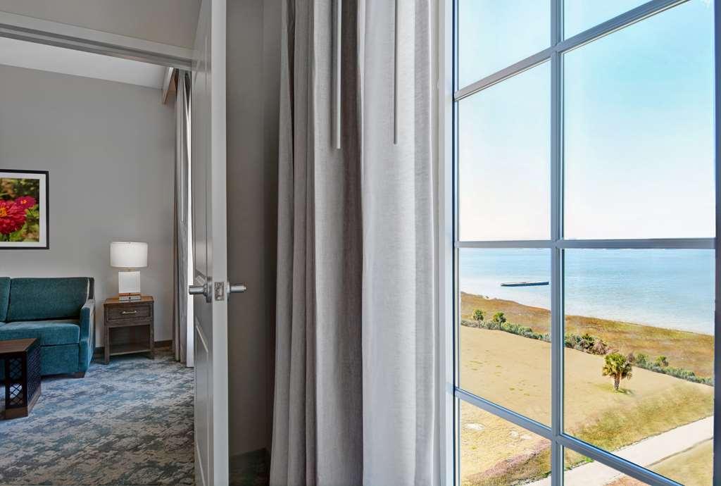 Embassy Suites By Hilton Charleston Harbor Mt. Pleasant Mount Pleasant Room photo