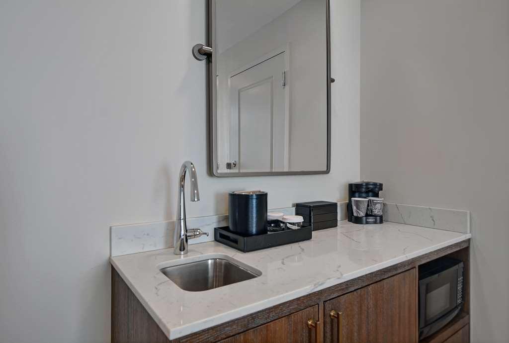 Embassy Suites By Hilton Charleston Harbor Mt. Pleasant Mount Pleasant Room photo