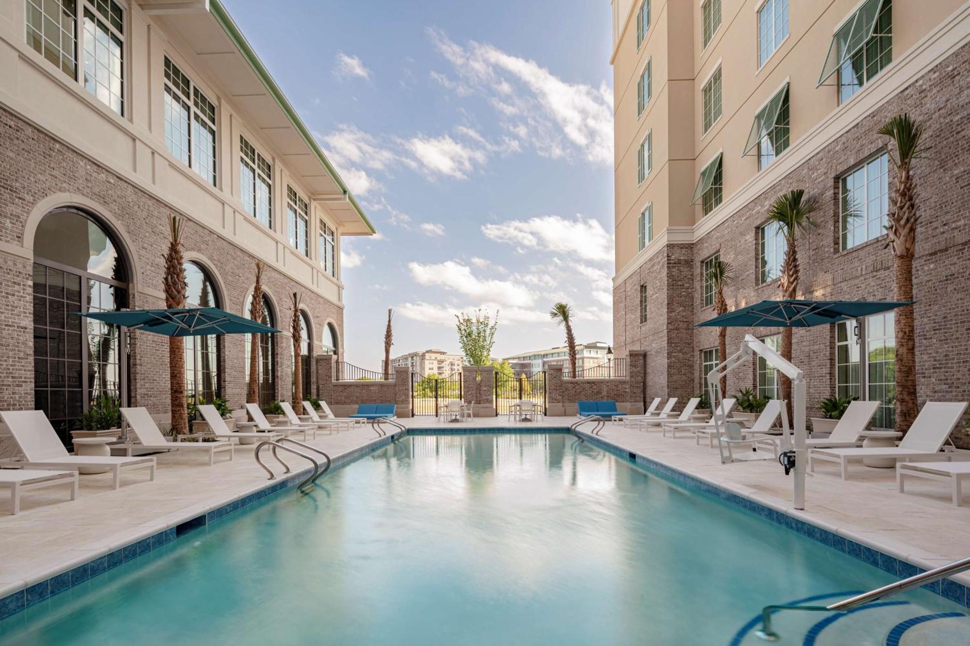Embassy Suites By Hilton Charleston Harbor Mt. Pleasant Mount Pleasant Exterior photo